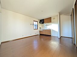 シャルムタウン開成　A棟 202 2階3LDKのリビング/ダイニング