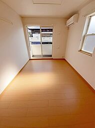 ヒル　サイド　ファミリア 105 1階2DKのリビング/ダイニング