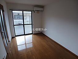 フロイデ立山 C 1階2LDKのリビング/ダイニング