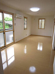 ボナールＫII 103 1階ワンルームのリビング/ダイニング