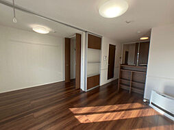 コモンリード華孝 山王 207 2階1LDKのリビング/ダイニング