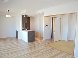 ル・サンク那覇開南 14階3LDKのリビング/ダイニング