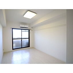 メゾンオランジェ渡辺 705 7階1Kのリビング/ダイニング