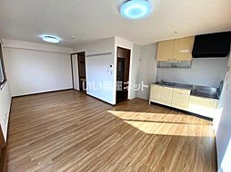 ブロッサム B101 1階1LDKのリビング/ダイニング