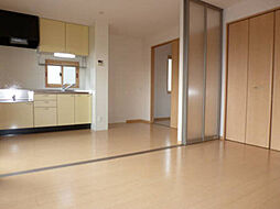 フォンティーヌ　Ａ/Ｂ/Ｃ/Ｄ C202 2階2DKのリビング/ダイニング