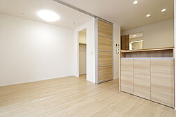 ジョルナーレ北安江 202 2階1LDKのリビング/ダイニング