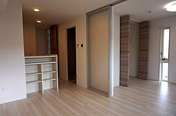 グリーンヒルズ IX 101 1階2LDKのリビング/ダイニング