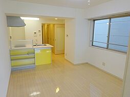 エスペランスモネ 601 6階1Kのリビング/ダイニング