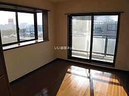 ベルシャルマンII 203 2階2LDKのリビング/ダイニング