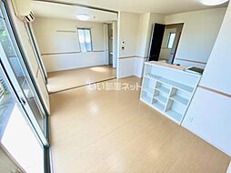 シャトーラトゥール　II棟 II107 1階2DKのリビング/ダイニング