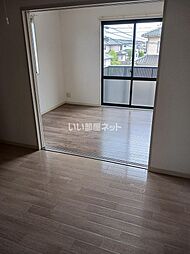 ビューティーライフ由宇崎 201 2階3DKのリビング/ダイニング