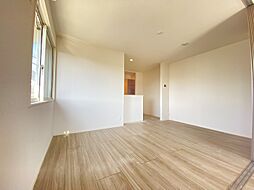 サスティーナ 204 2階1LDKのリビング/ダイニング