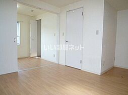 ロコベルソ月寒東 305 3階1LDKのリビング/ダイニング