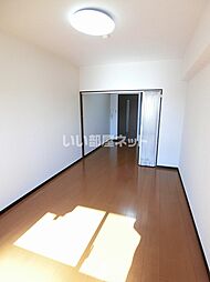 ＫＵＲＩＭＡマンション 102 1階1Kのリビング/ダイニング