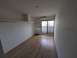 エタニティ八幡 305 3階ワンルームのリビング/ダイニング