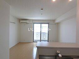 ヴェラハイツＭ 302 3階1LDKのリビング/ダイニング