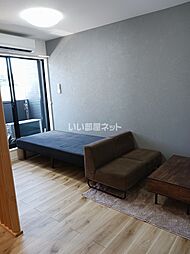 ko-kin.HOUSE IMARIII 202 2階ワンルームのリビング/ダイニング