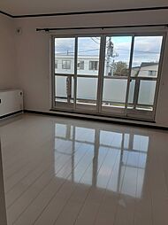 アーバン花園 202 2階2LDKのリビング/ダイニング