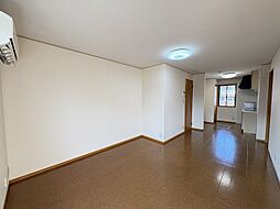 コート・ビレッジ 102 1階2LDKのリビング/ダイニング