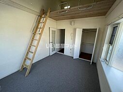 アース今津留 201 2階1Kのリビング/ダイニング