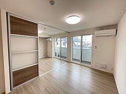 コンフォート下小鳥 2階1LDKのリビング/ダイニング