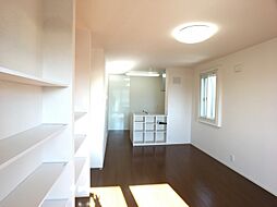 ＴＭフォンテーヌ 201 2階1LDKのリビング/ダイニング