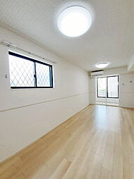 エステリーゼ 103 1階1LDKのリビング/ダイニング