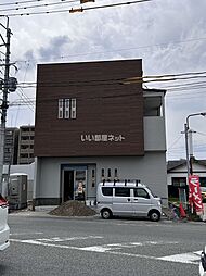 2 / 8