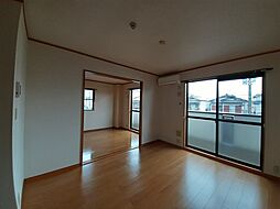 エスト京田辺II 201 2階3LDKのリビング/ダイニング