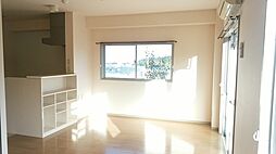 ティアレ高坂 302 3階1LDKのリビング/ダイニング