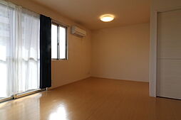 ヴィオラ 102 1階1LDKのリビング/ダイニング