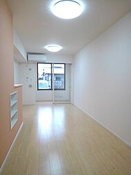 フローラシオン森 102 1階1LDKのリビング/ダイニング