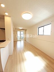 サイプレス　III 101 1階1LDKのリビング/ダイニング