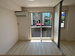 サニーガーデン日之出 103 1階1LDKのリビング/ダイニング