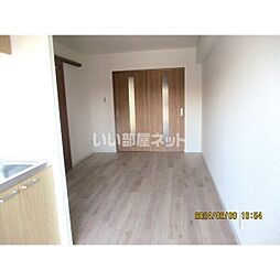 クレスト　杉浦 202 2階2DKのリビング/ダイニング