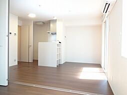 コンフィデンスK.S近見 107 1階1LDKのリビング/ダイニング