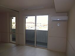 ヴォワ・リーブル 303 3階1LDKのリビング/ダイニング