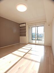 ラッフィナートＤ 204 2階ワンルームのリビング/ダイニング