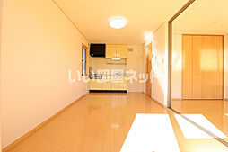 大黒屋 6-202 2階2DKのリビング/ダイニング