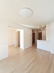 ステラ　フラット 101 1階1LDKのリビング/ダイニング