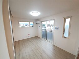 ヴァイデII 205 2階1LDKのリビング/ダイニング