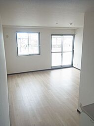 サーパス福島 3-C 3階2LDKのリビング/ダイニング