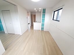 ヴィトーリア 101 1階1LDKのリビング/ダイニング