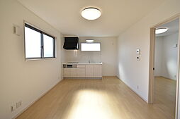 メルクール滑川駅南 201 2階1LDKのリビング/ダイニング