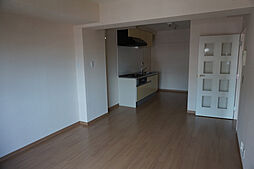 ロイヤルメドウ 305 3階1LDKのリビング/ダイニング