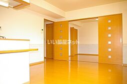 グランドール清水町 501 5階1LDKのリビング/ダイニング