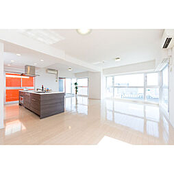 エスティメゾン葵 1302 13階2LDKのリビング/ダイニング