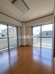 グリーンコート・パートI 303 3階2SDKのリビング/ダイニング