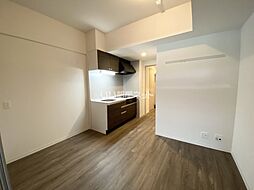 リッツ　ラピス 703 7階1LDKのリビング/ダイニング