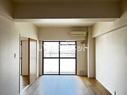 第二エステートマンション 402 4階2LDKのリビング/ダイニング